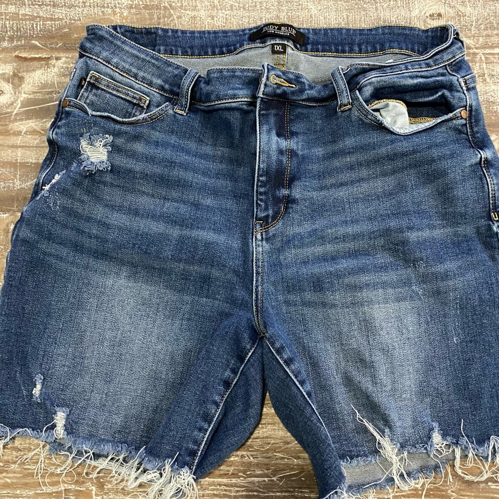 Womens Judy blue size 1X shorts